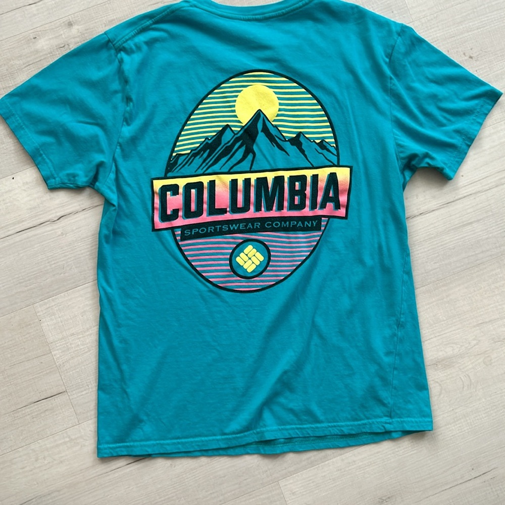 Bundle of 4 Columbia Shirts